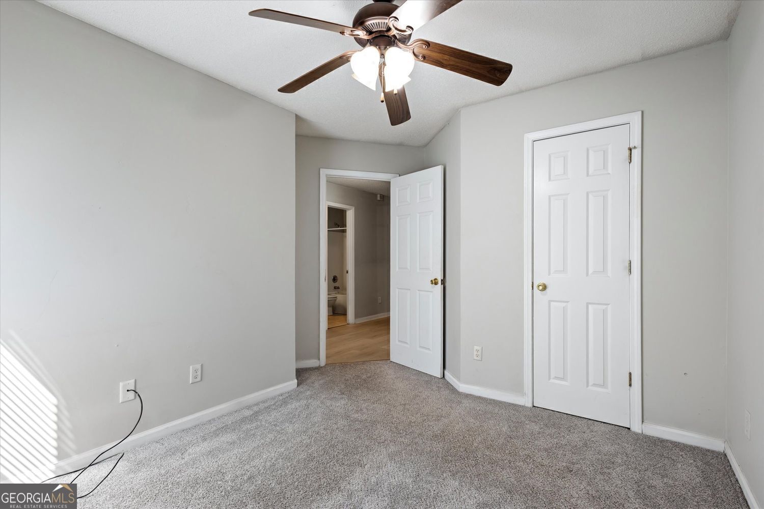 118 Covington Cove Property Photo 18