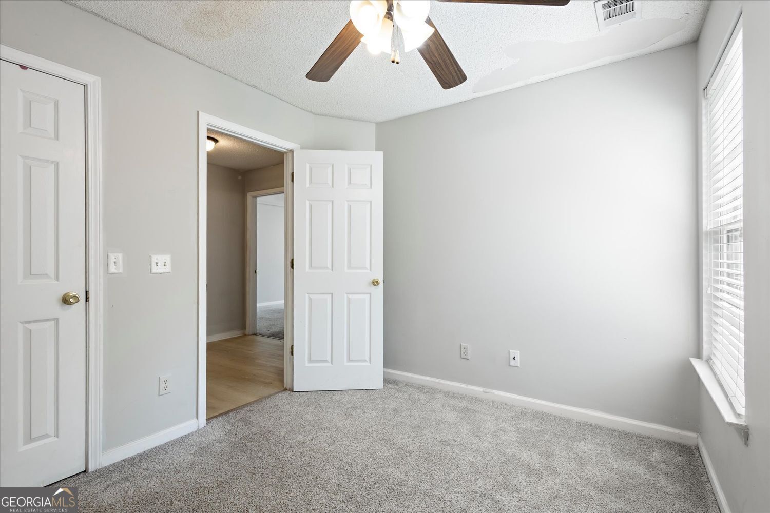 118 Covington Cove Property Photo 19