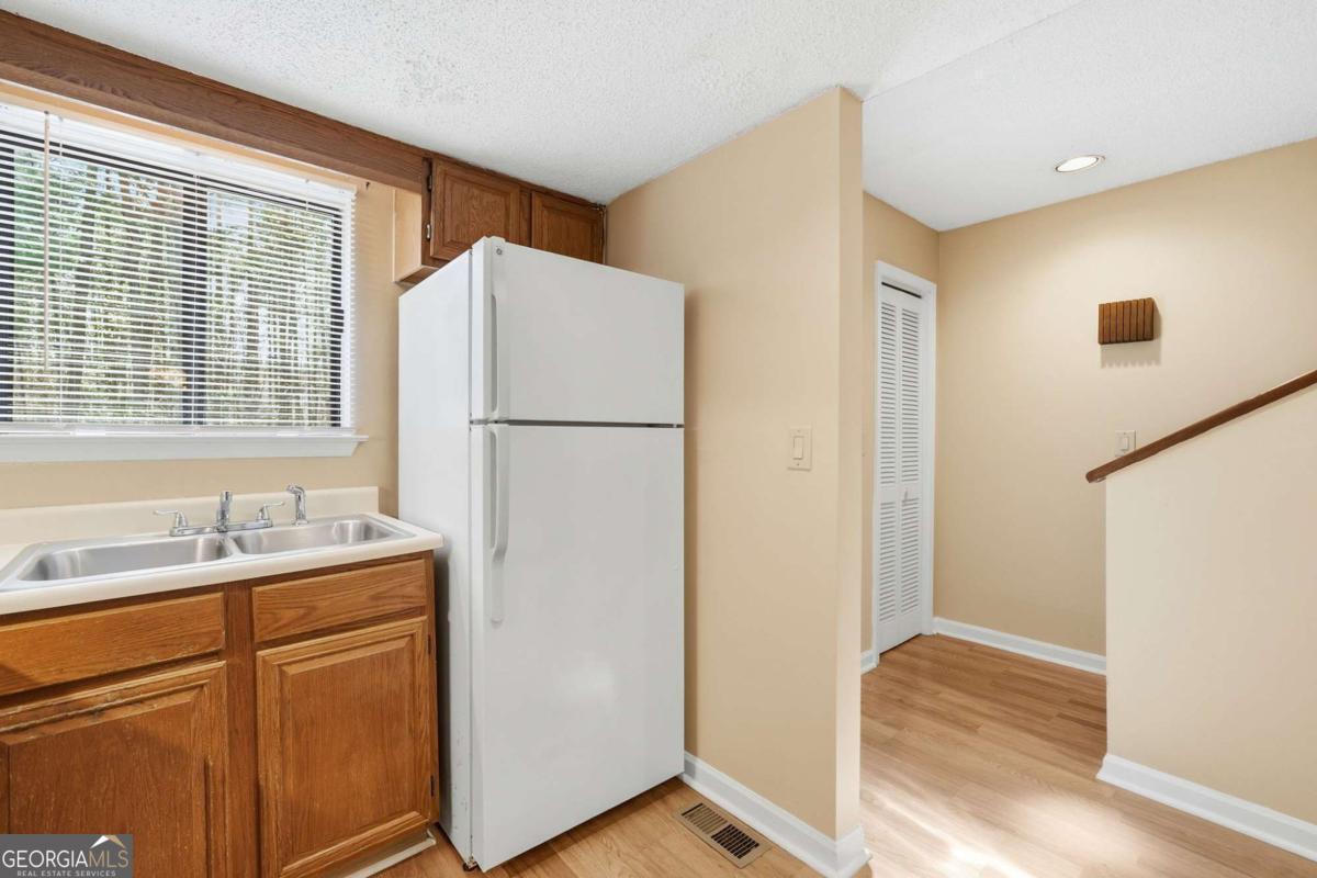 402 Willow Way Property Photo 10