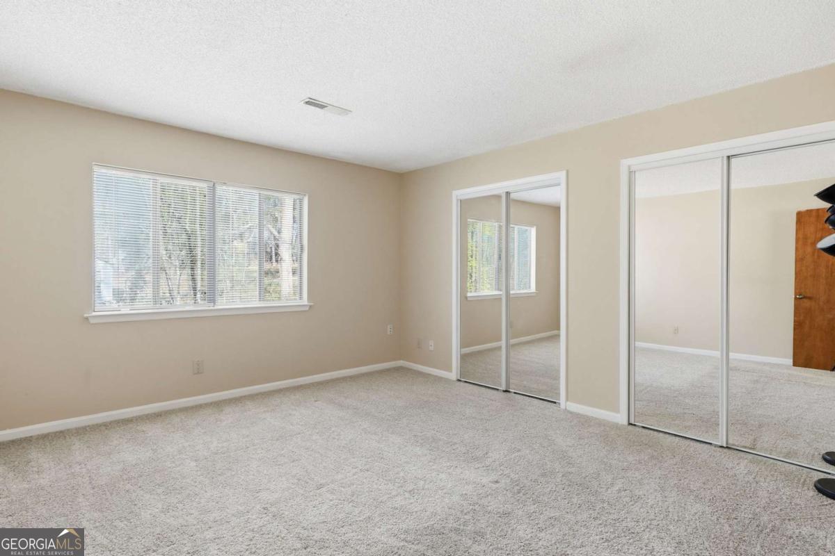 402 Willow Way Property Photo 18