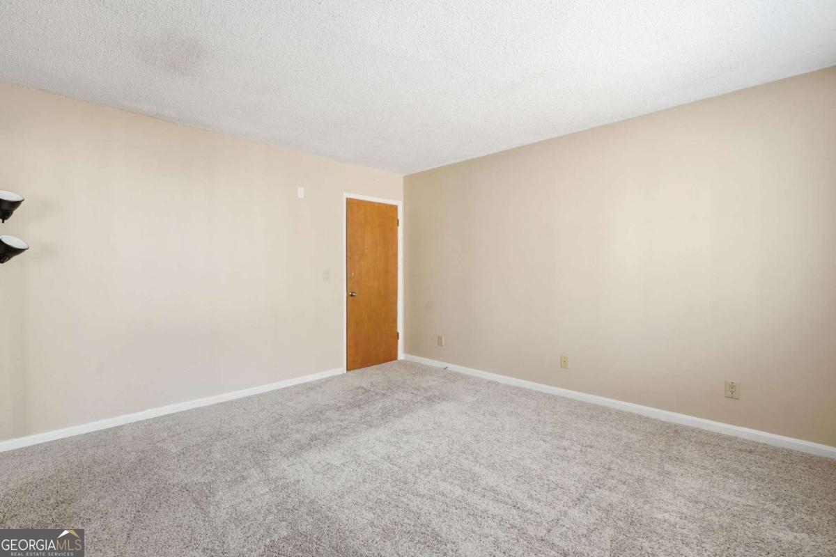 402 Willow Way Property Photo 19