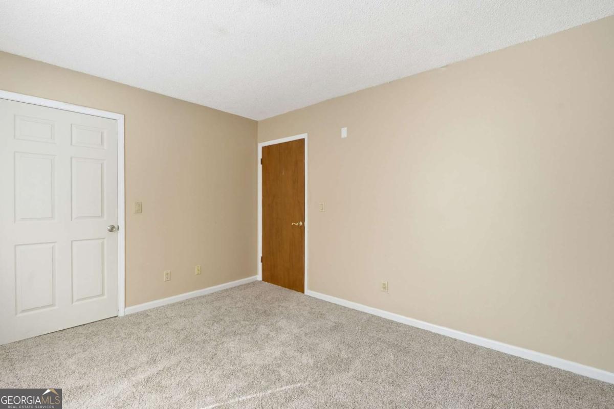 402 Willow Way Property Photo 21