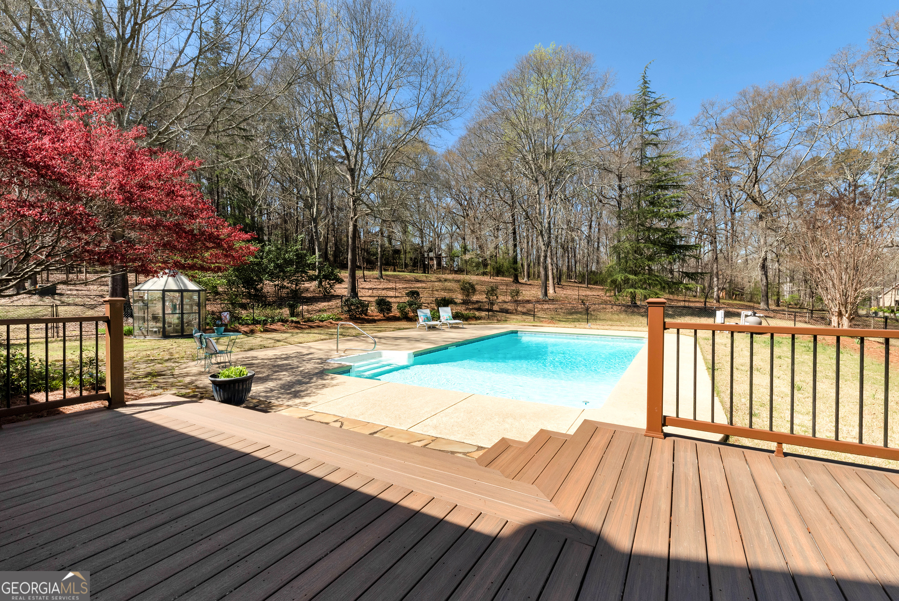 92 Cedar Valley Trail W Property Photo 6