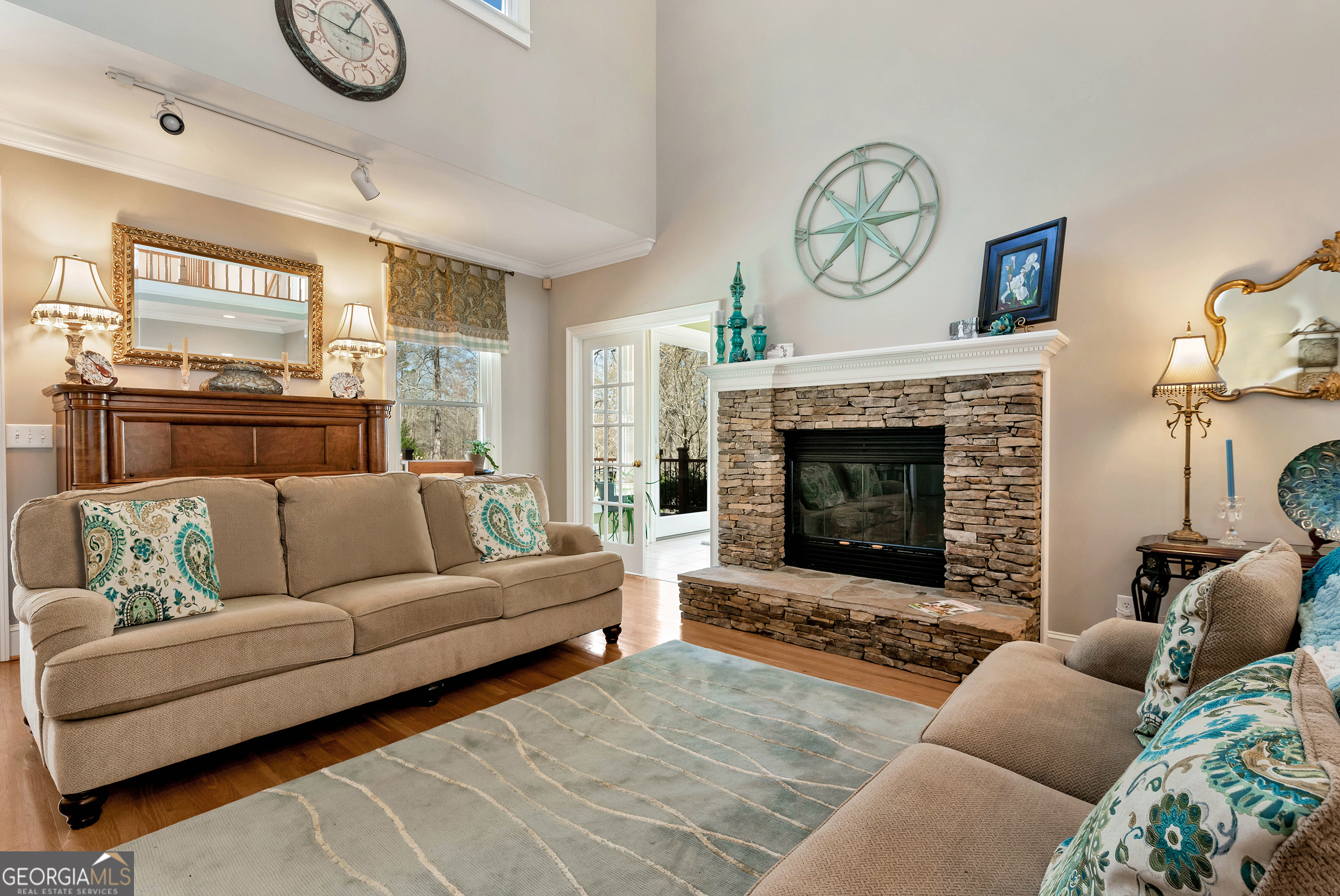 92 Cedar Valley Trail W Property Photo 19