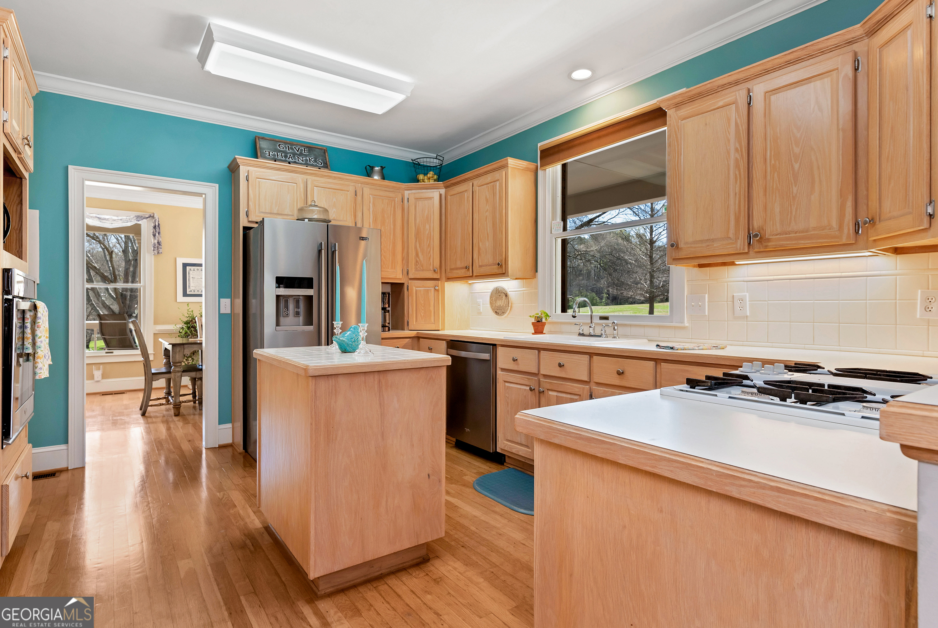 92 Cedar Valley Trail W Property Photo 33