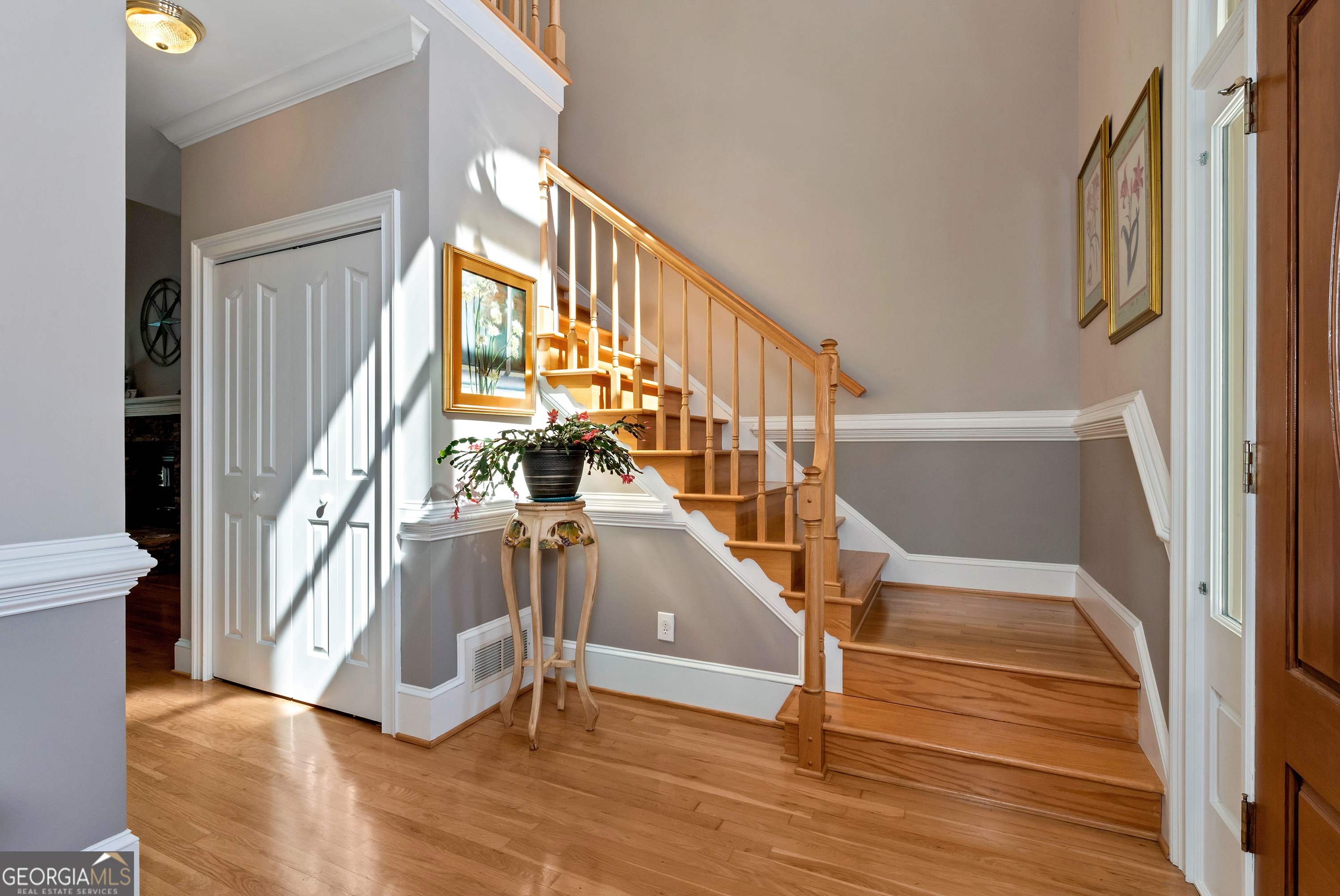 92 Cedar Valley Trail W Property Photo 43