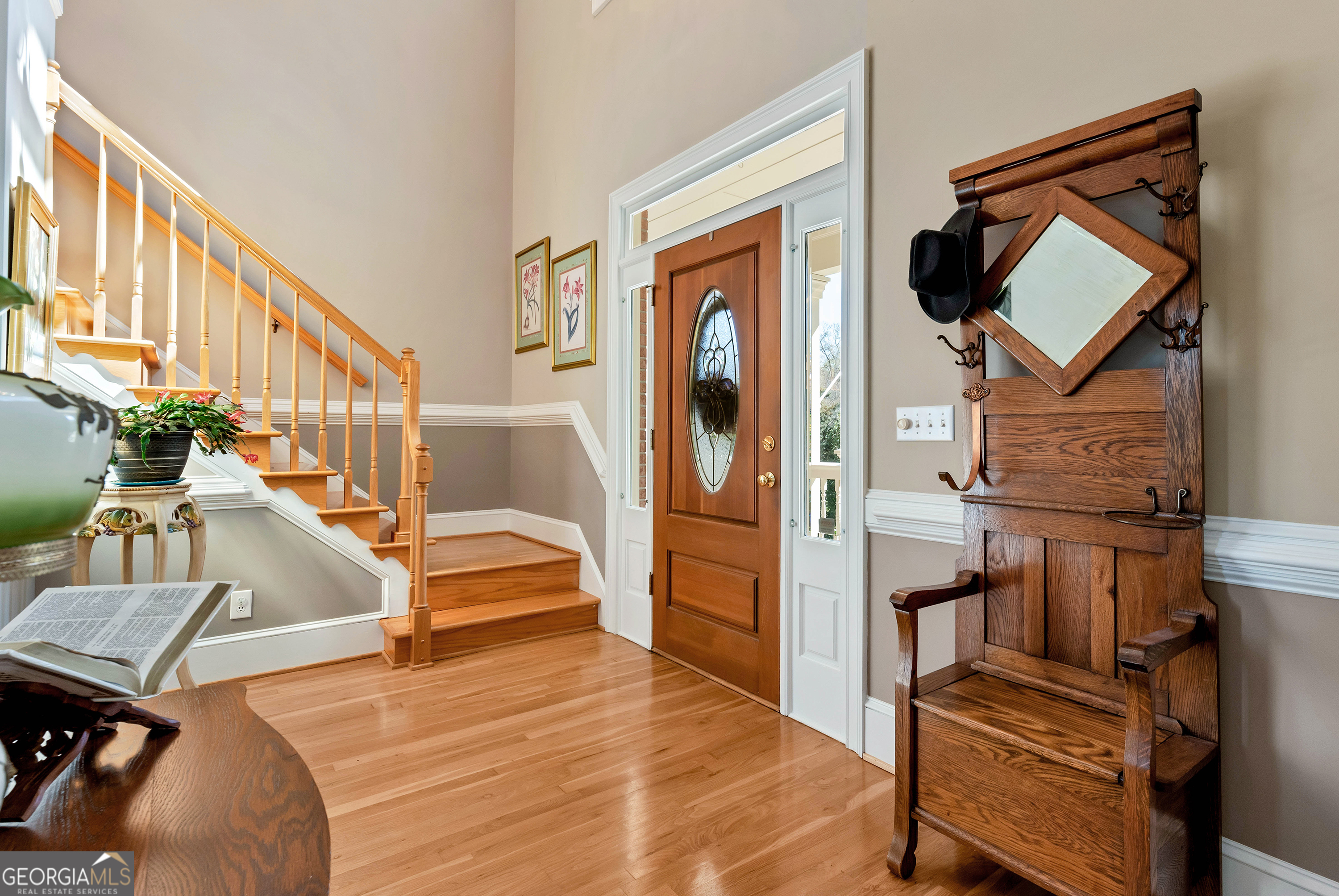 92 Cedar Valley Trail W Property Photo 44