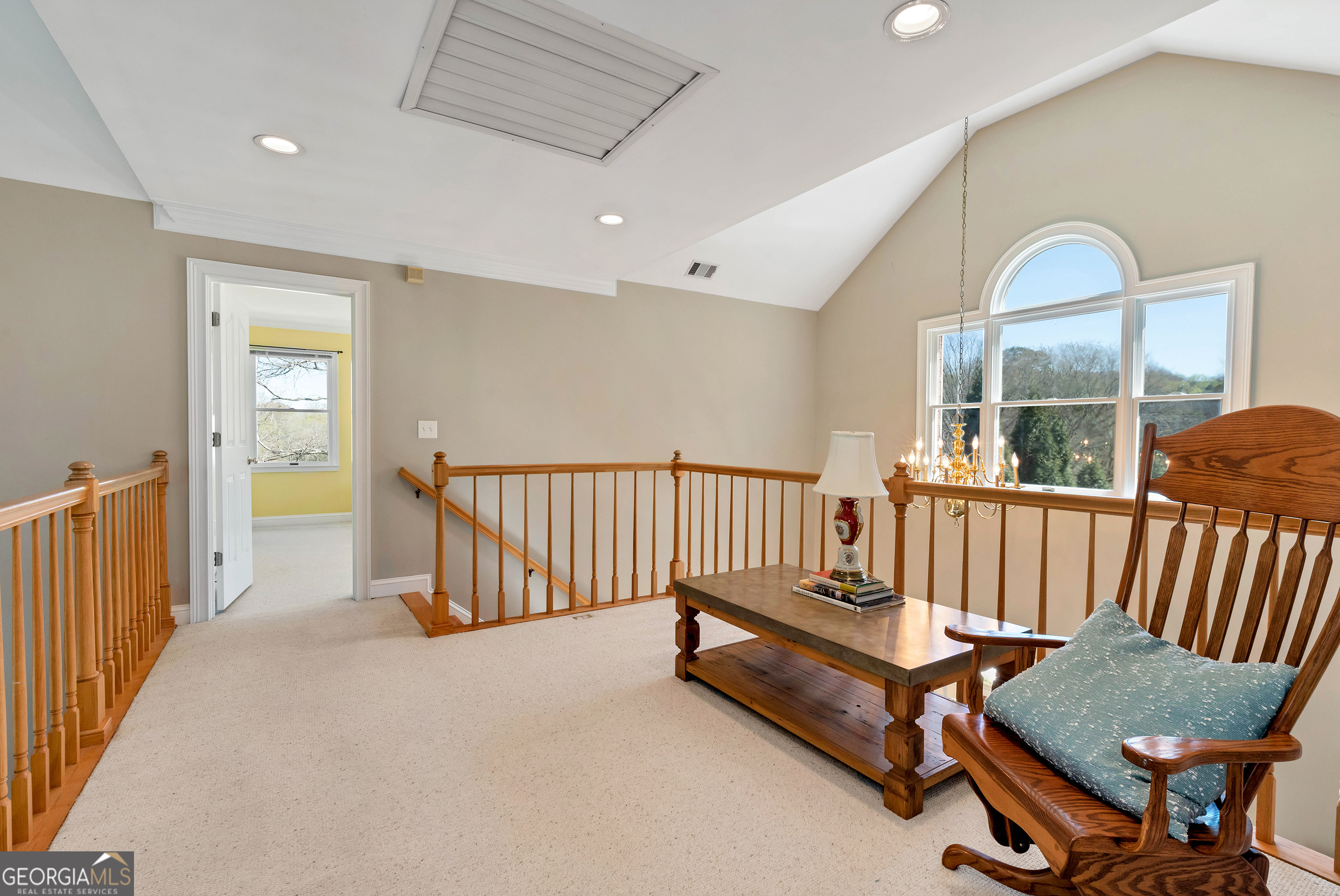 92 Cedar Valley Trail W Property Photo 46