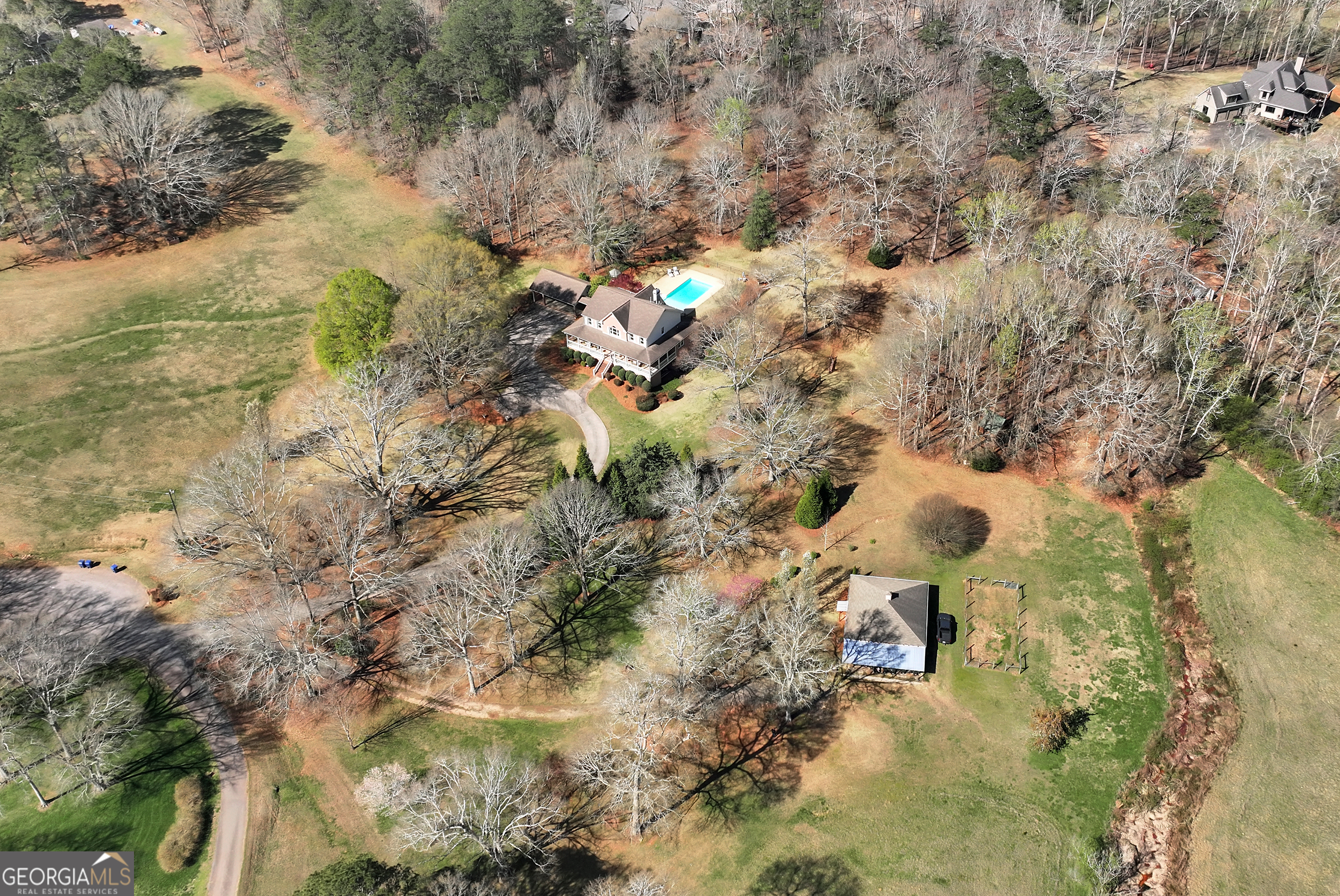92 Cedar Valley Trail W Property Photo 72