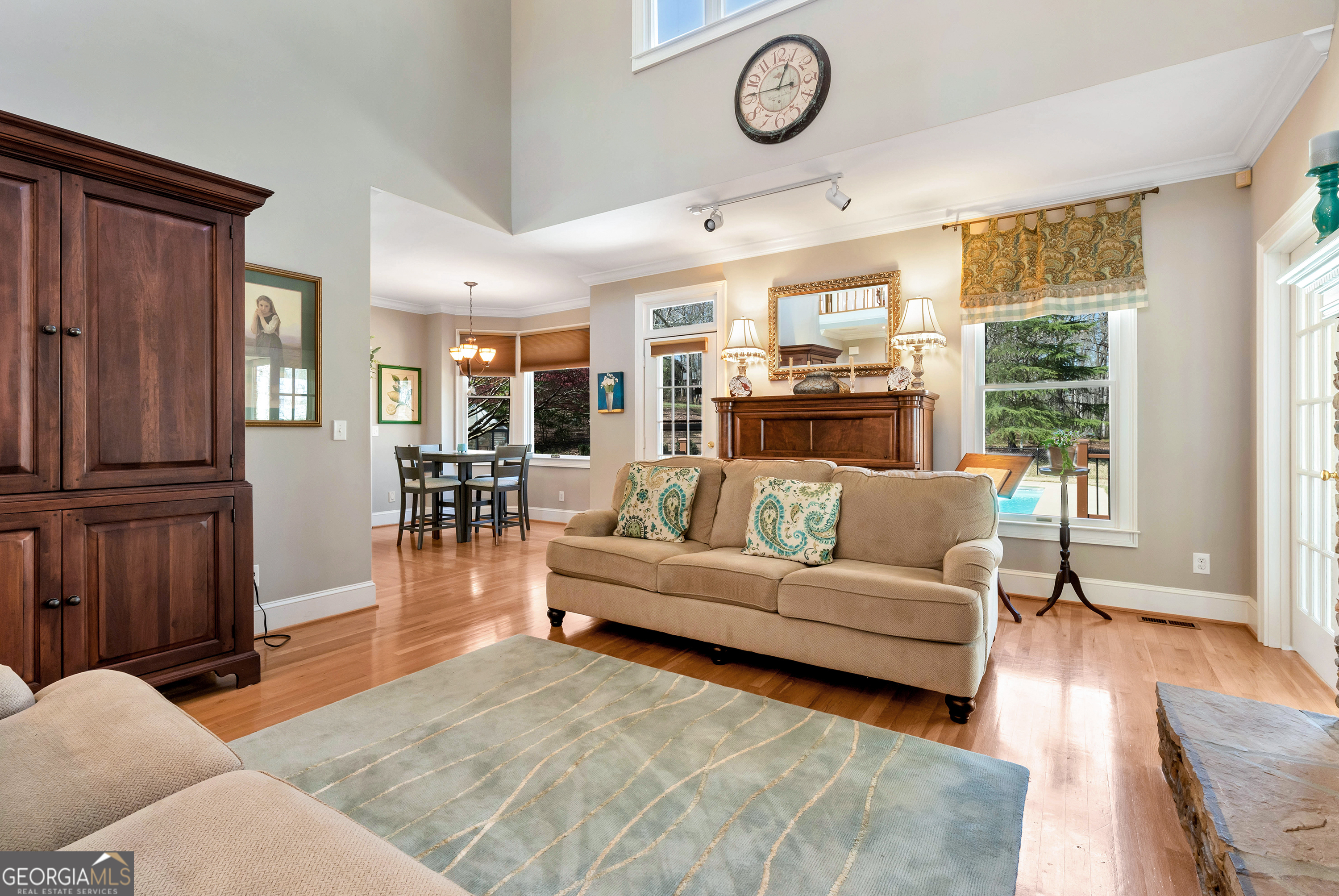 92 Cedar Valley Trail W Property Photo 86