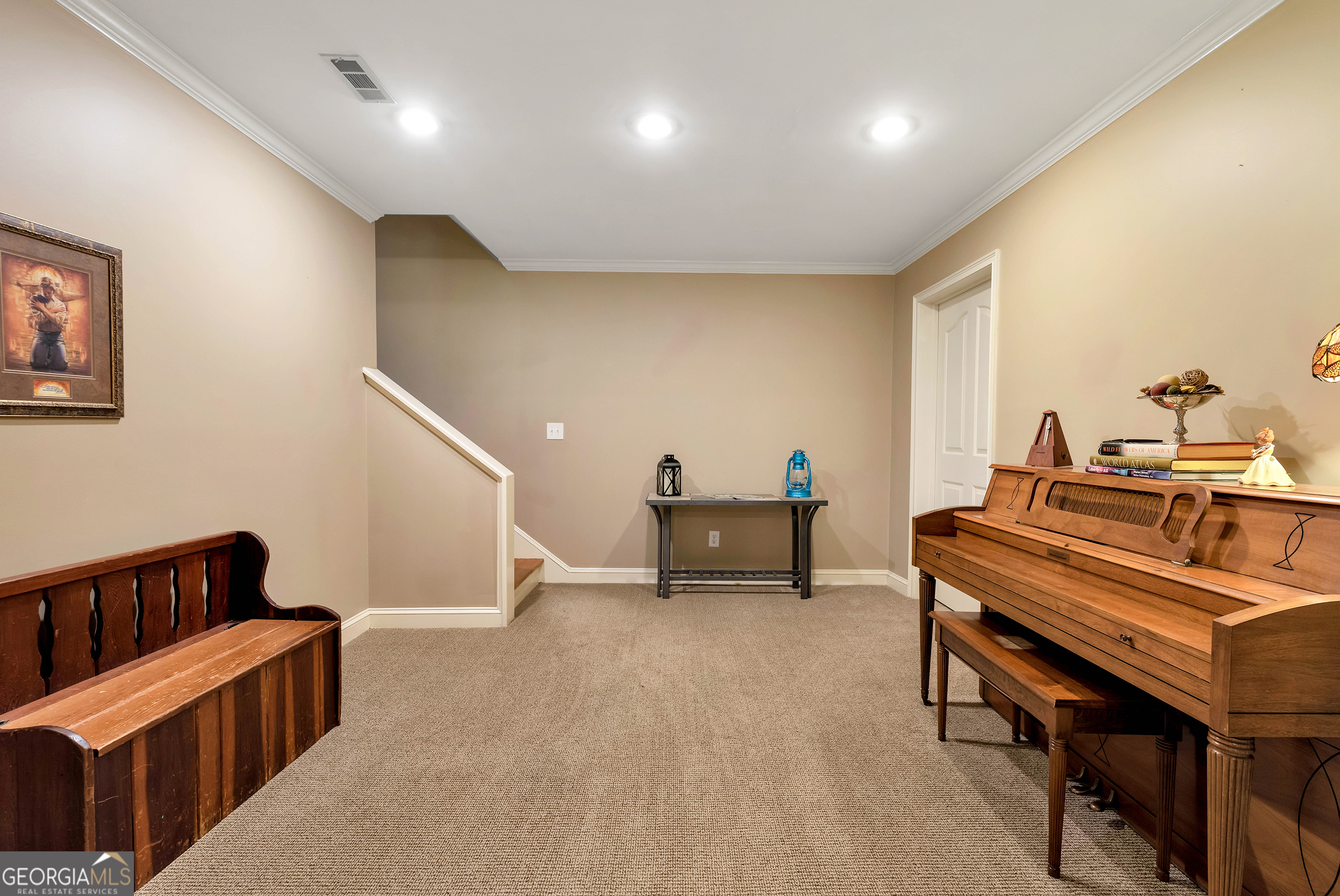 92 Cedar Valley Trail W Property Photo 89