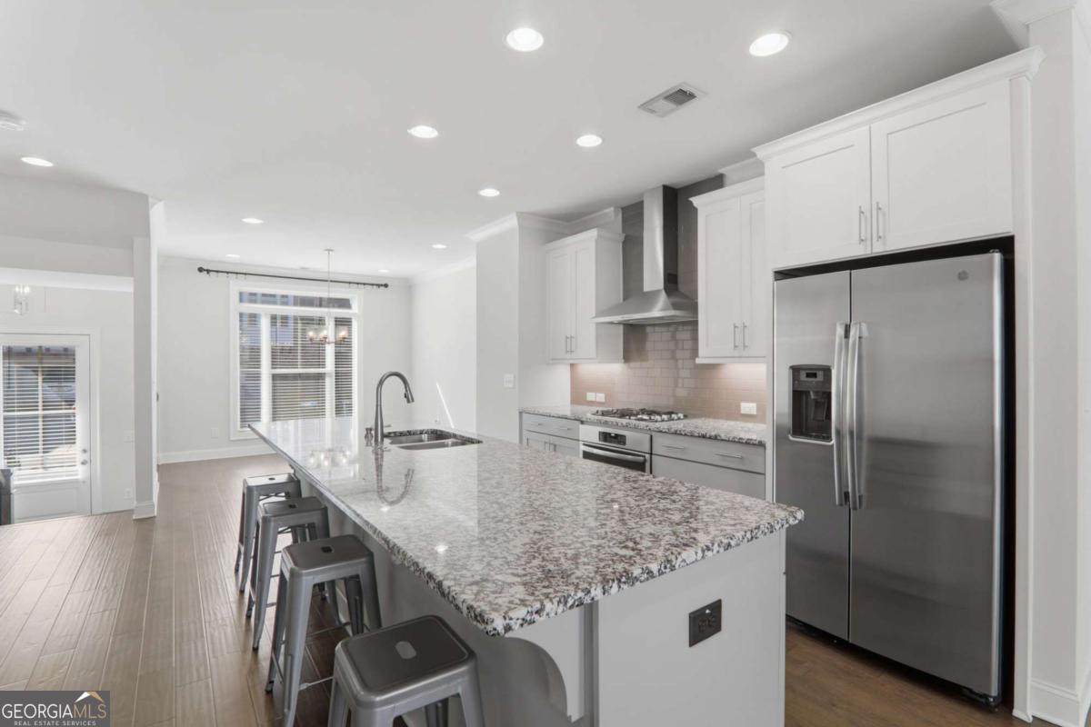 2051 Glenview Park Circle Property Photo 18
