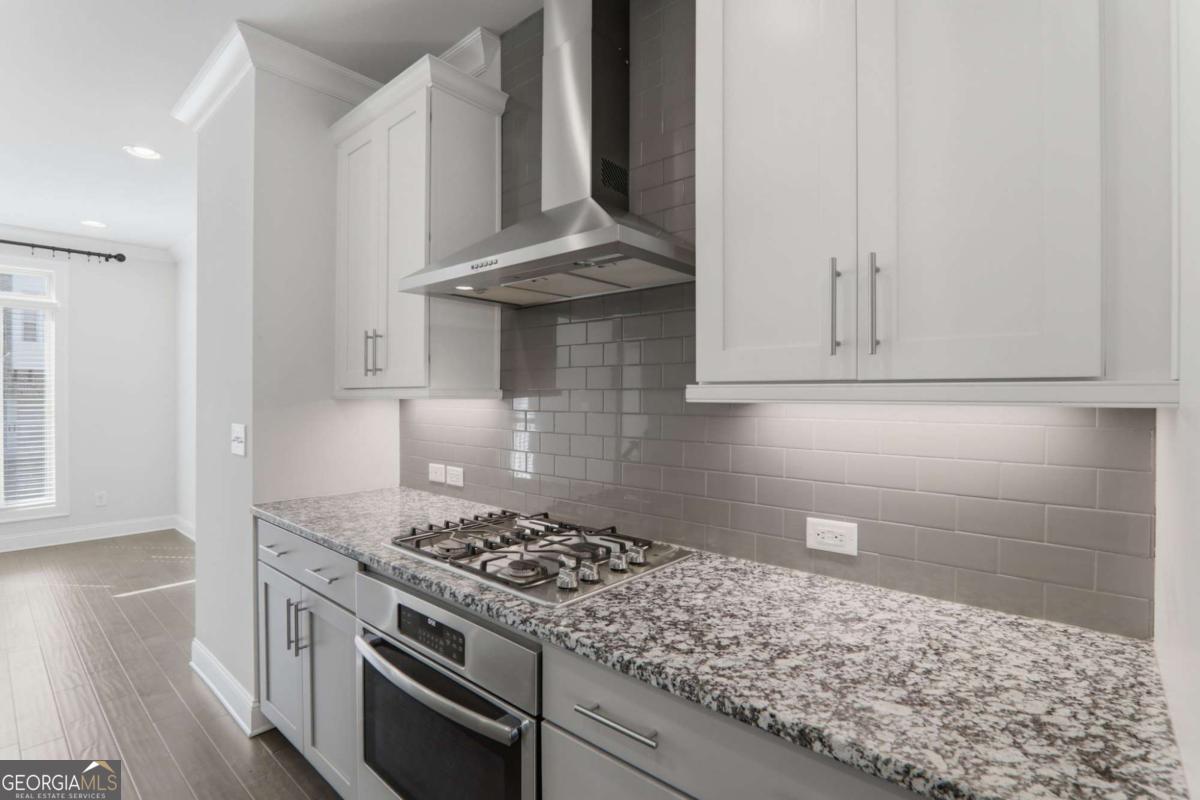 2051 Glenview Park Circle Property Photo 19