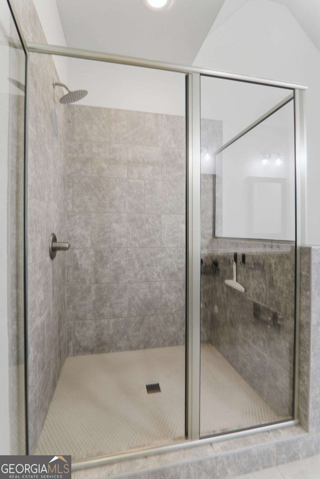 2051 Glenview Park Circle Property Photo 27