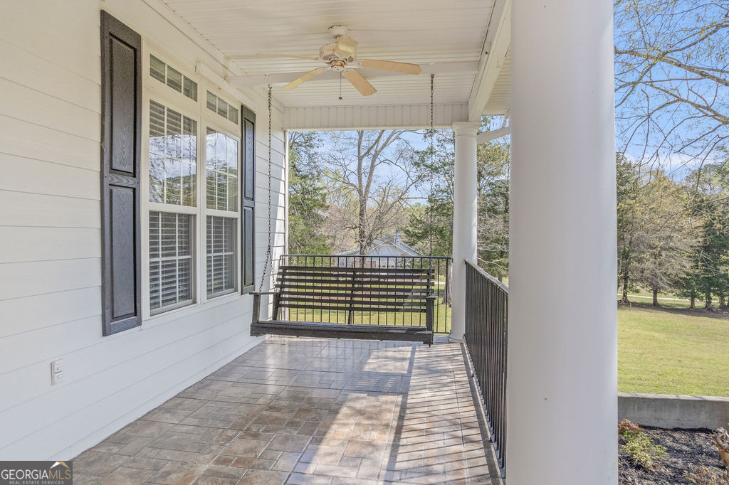 188 Ball Street Property Photo 4