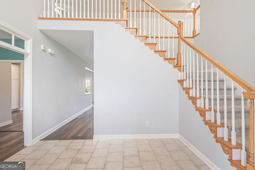 188 Ball Street Property Photo 7
