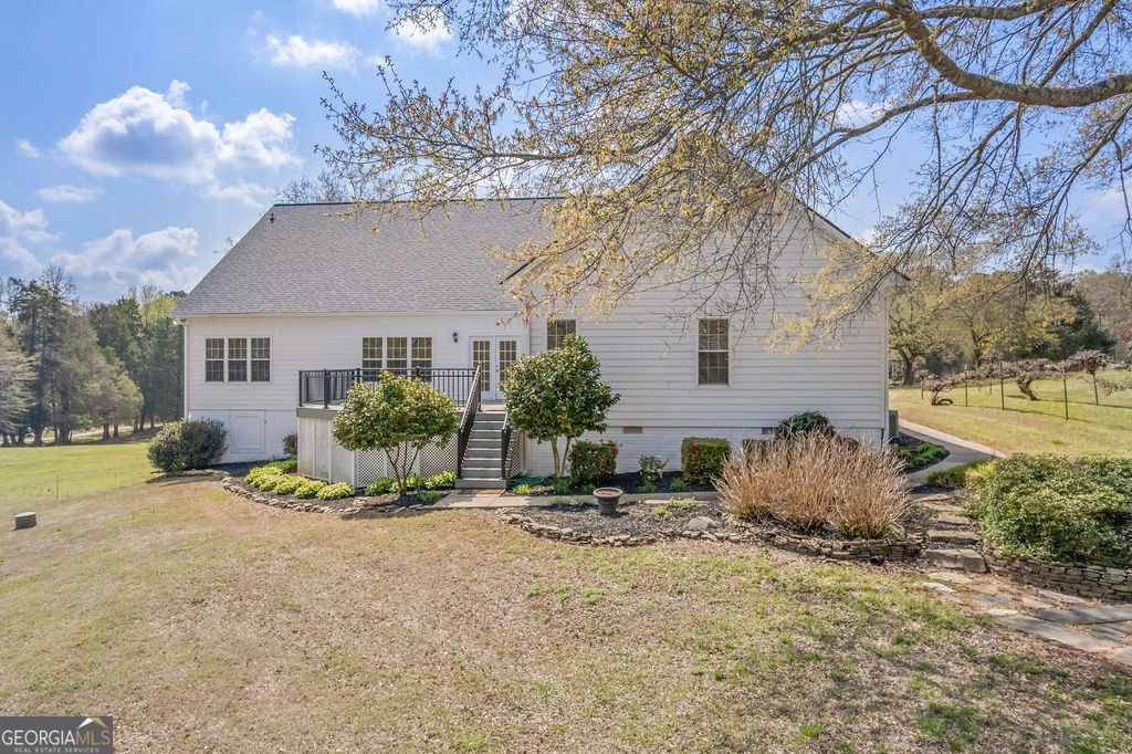188 Ball Street Property Photo 36