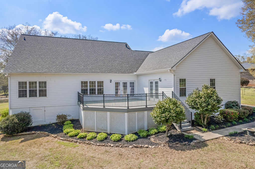 188 Ball Street Property Photo 37