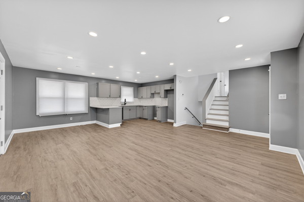 407 Northside Drive Property Photo 5