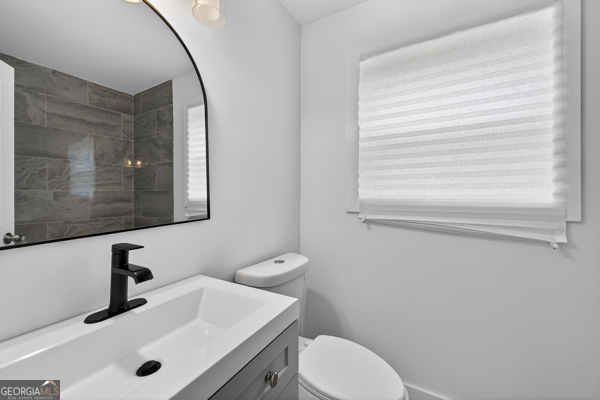 407 Northside Drive Property Photo 11