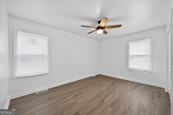 407 Northside Drive Property Photo 13