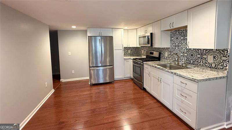 337 Lee Drive Property Photo 7