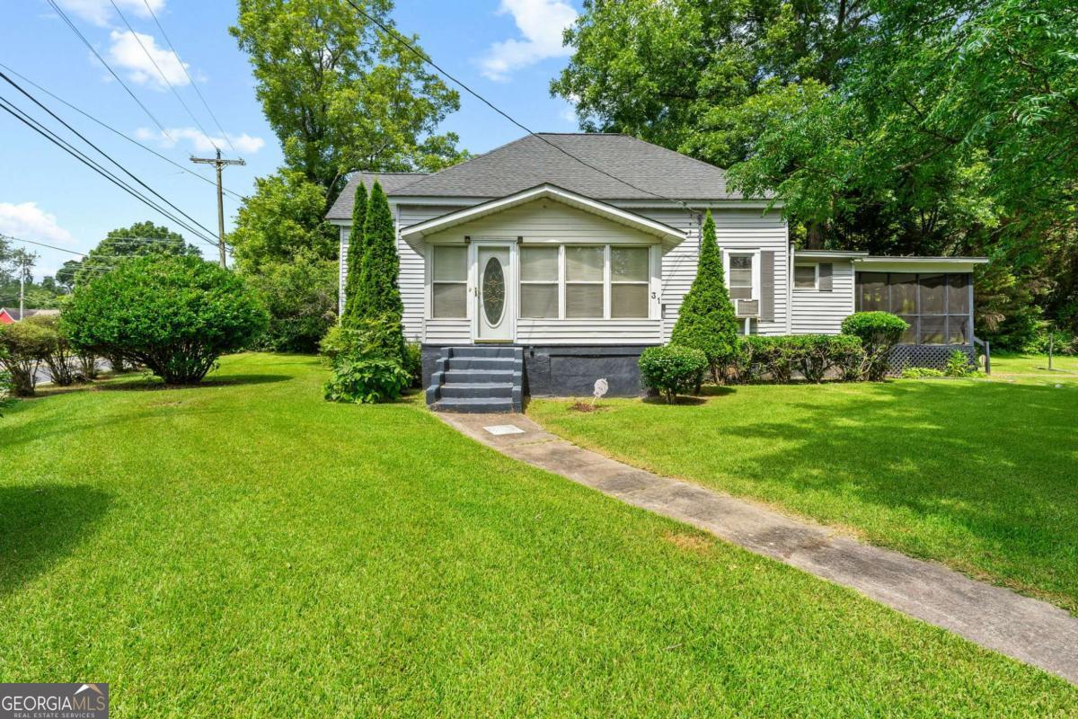 31 Elm Street Property Photo 1