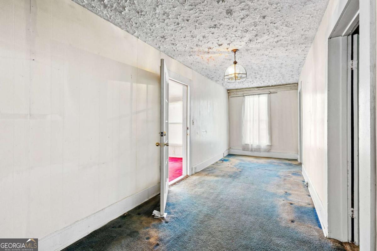 31 Elm Street Property Photo 16
