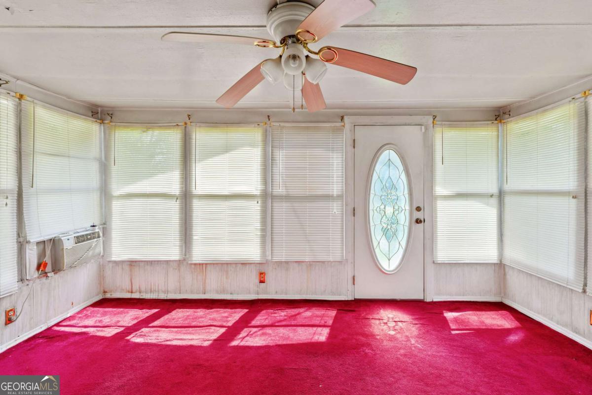 31 Elm Street Property Photo 17