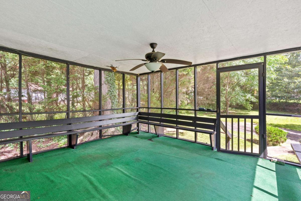 31 Elm Street Property Photo 19