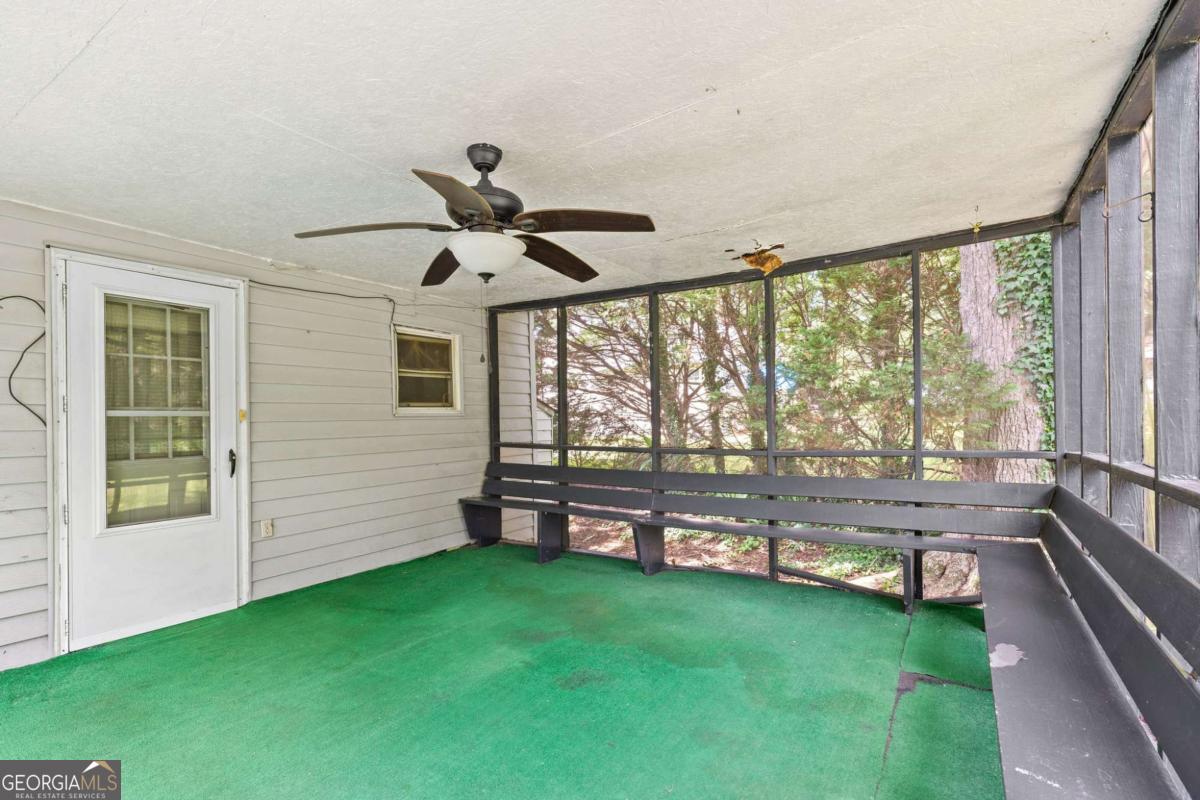 31 Elm Street Property Photo 20