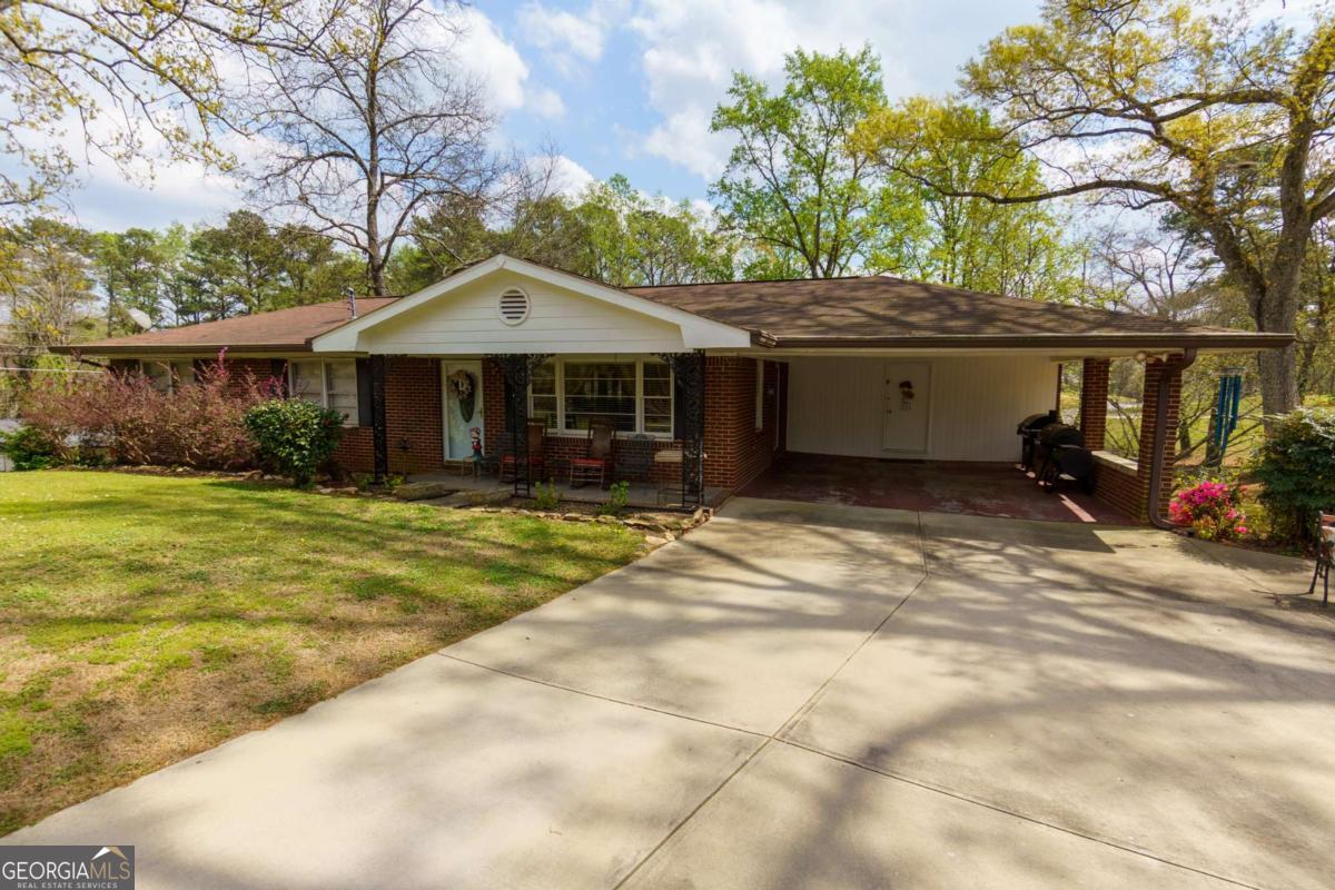 130 Stroud Drive Se Property Photo 1
