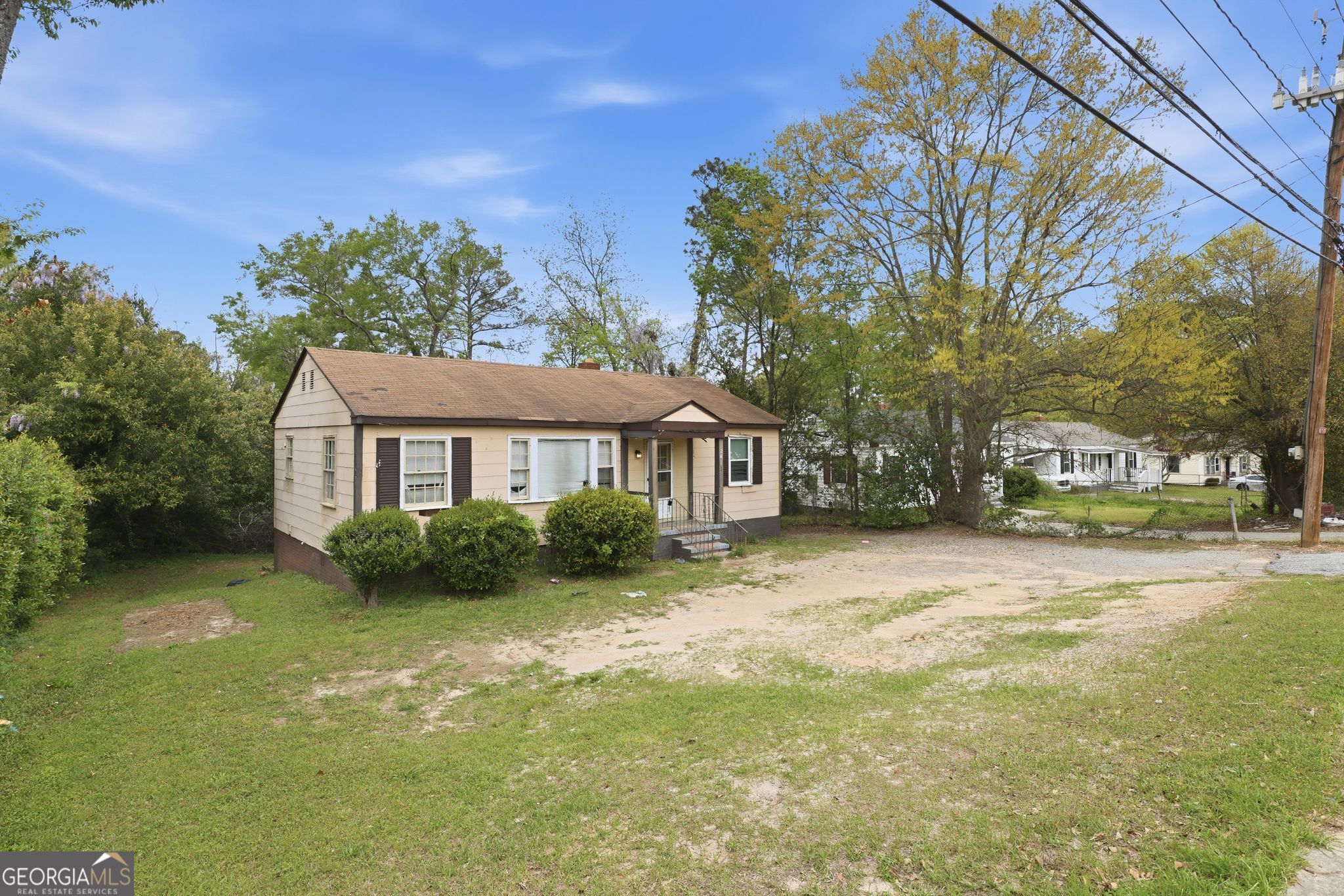 2413 Ruby Drive Property Photo 2