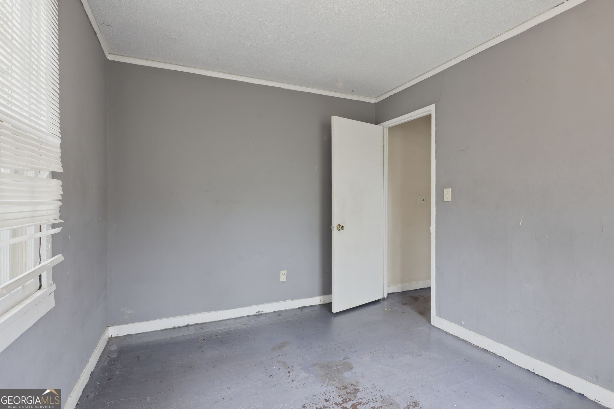 2413 Ruby Drive Property Photo 14