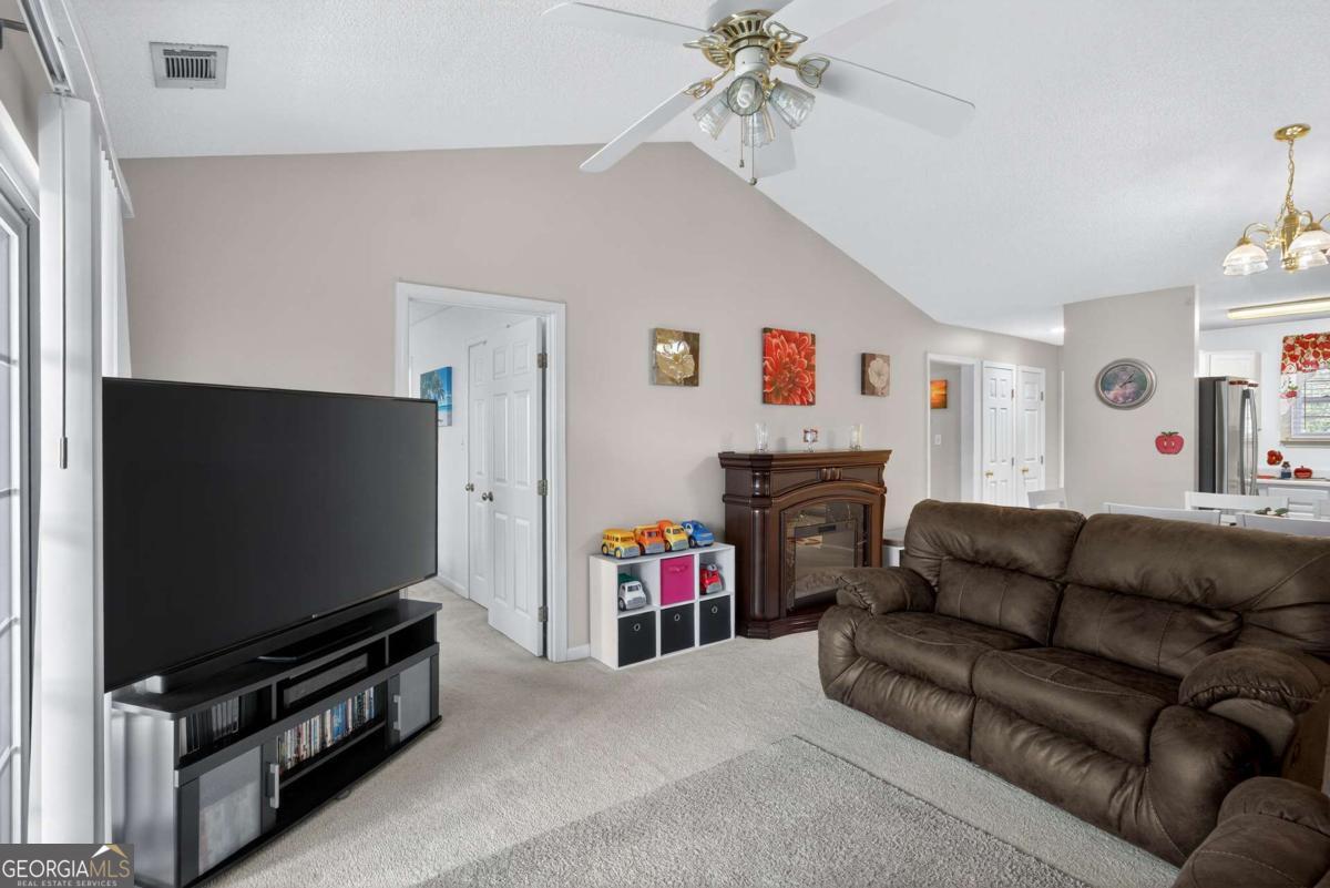 310 Tibet Avenue # 8 Property Photo 7