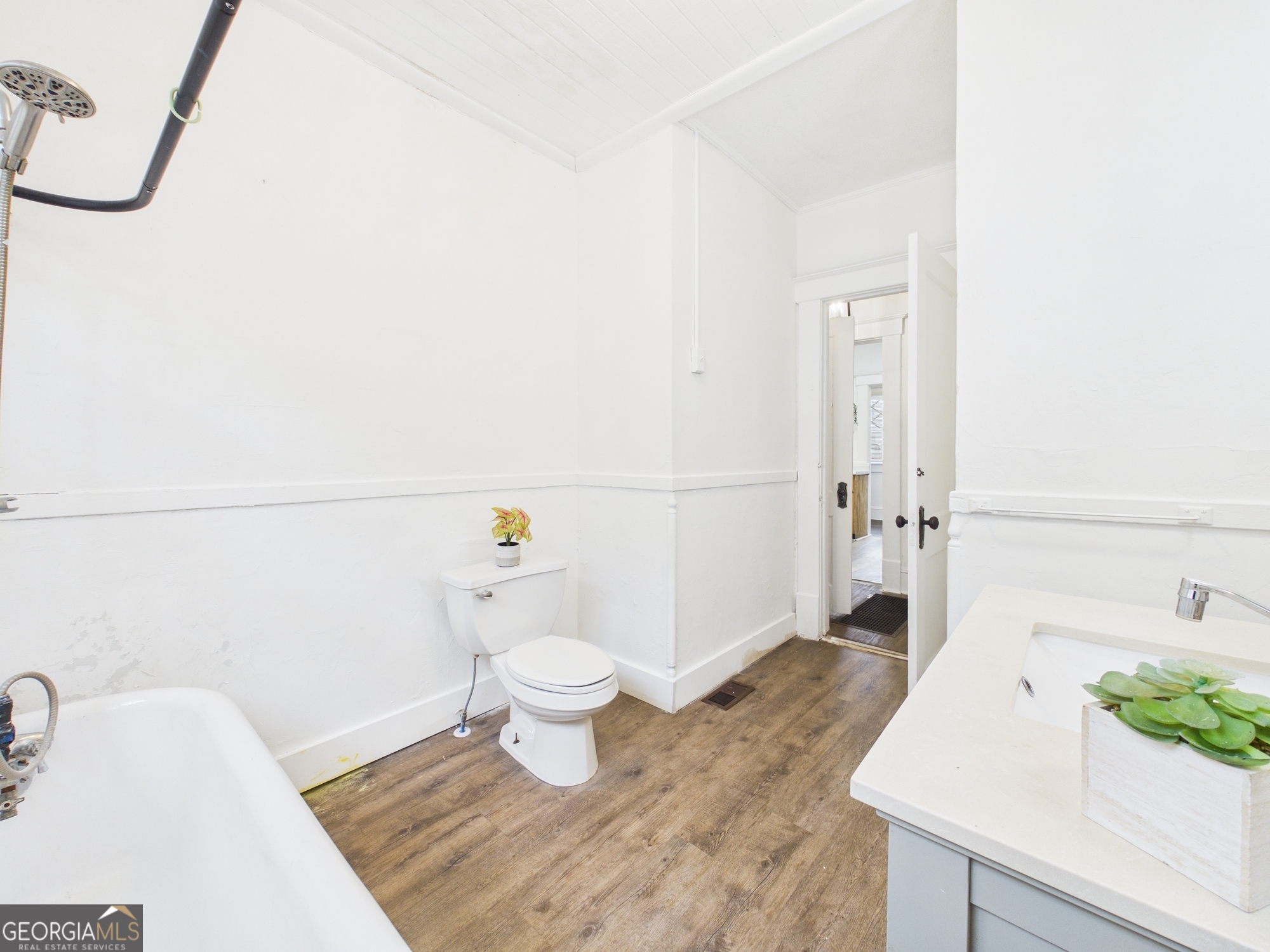 1153 Hendley Street Property Photo 16