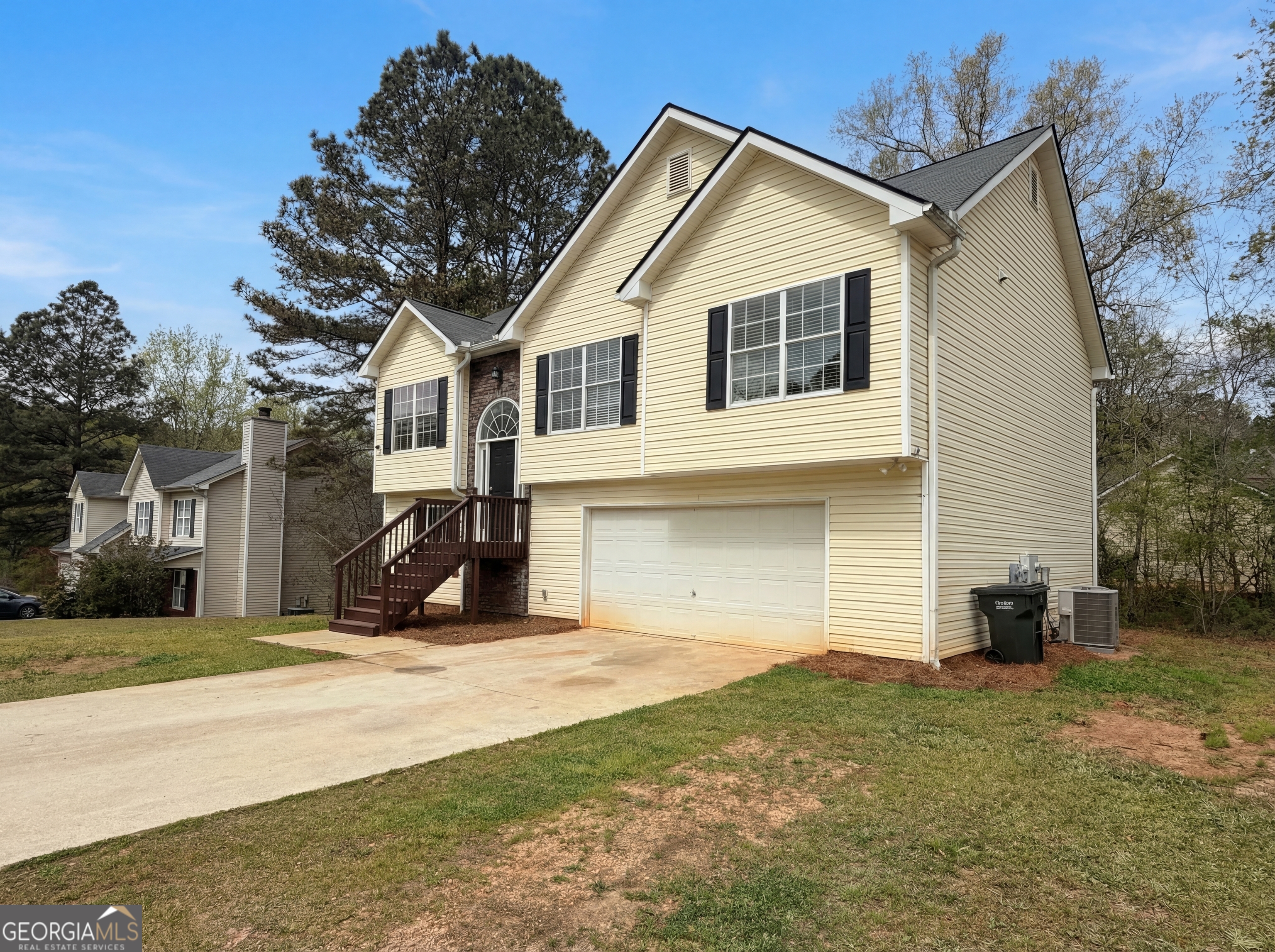 479 Clearwater Way Property Photo 7