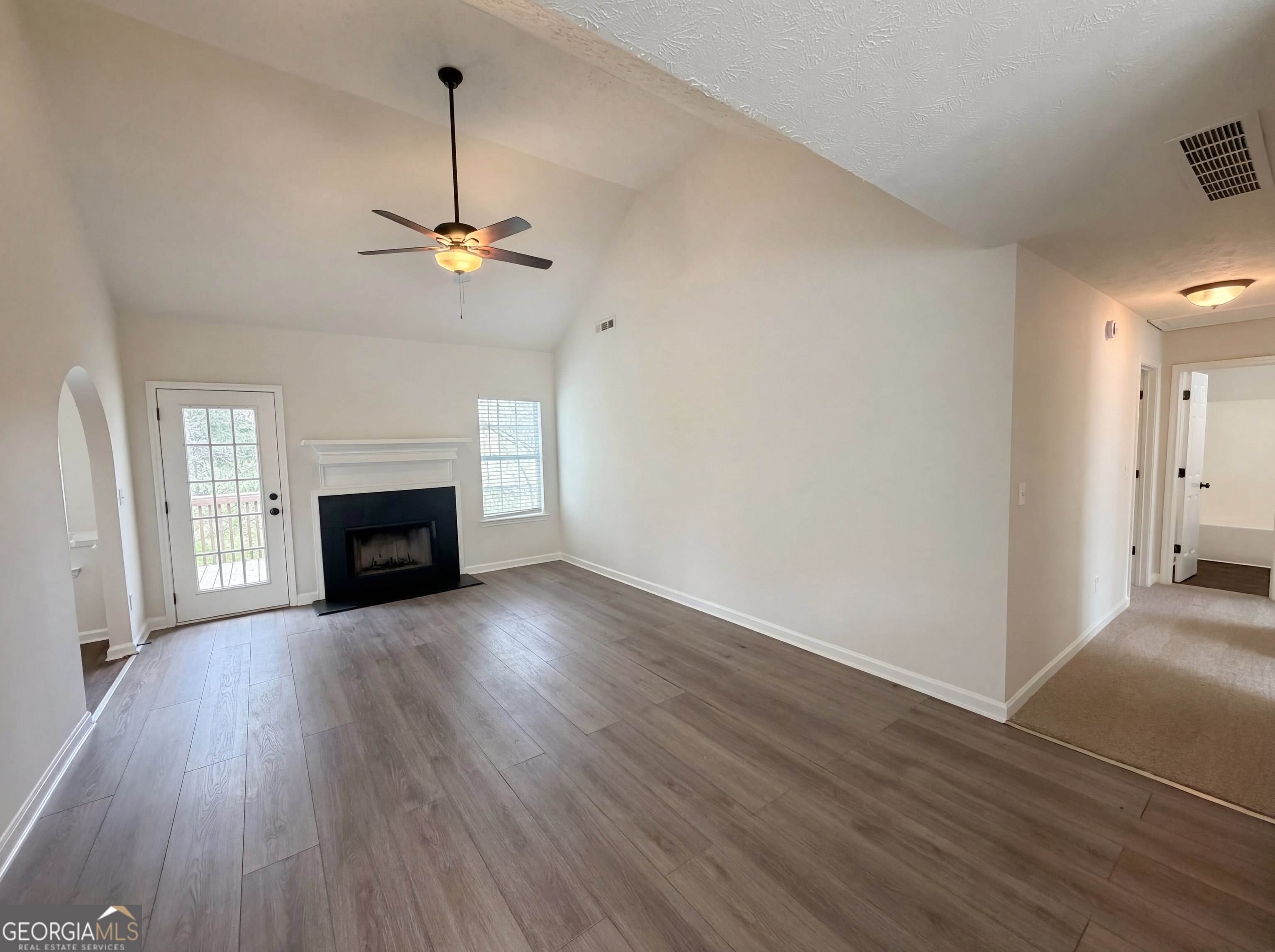 479 Clearwater Way Property Photo 8