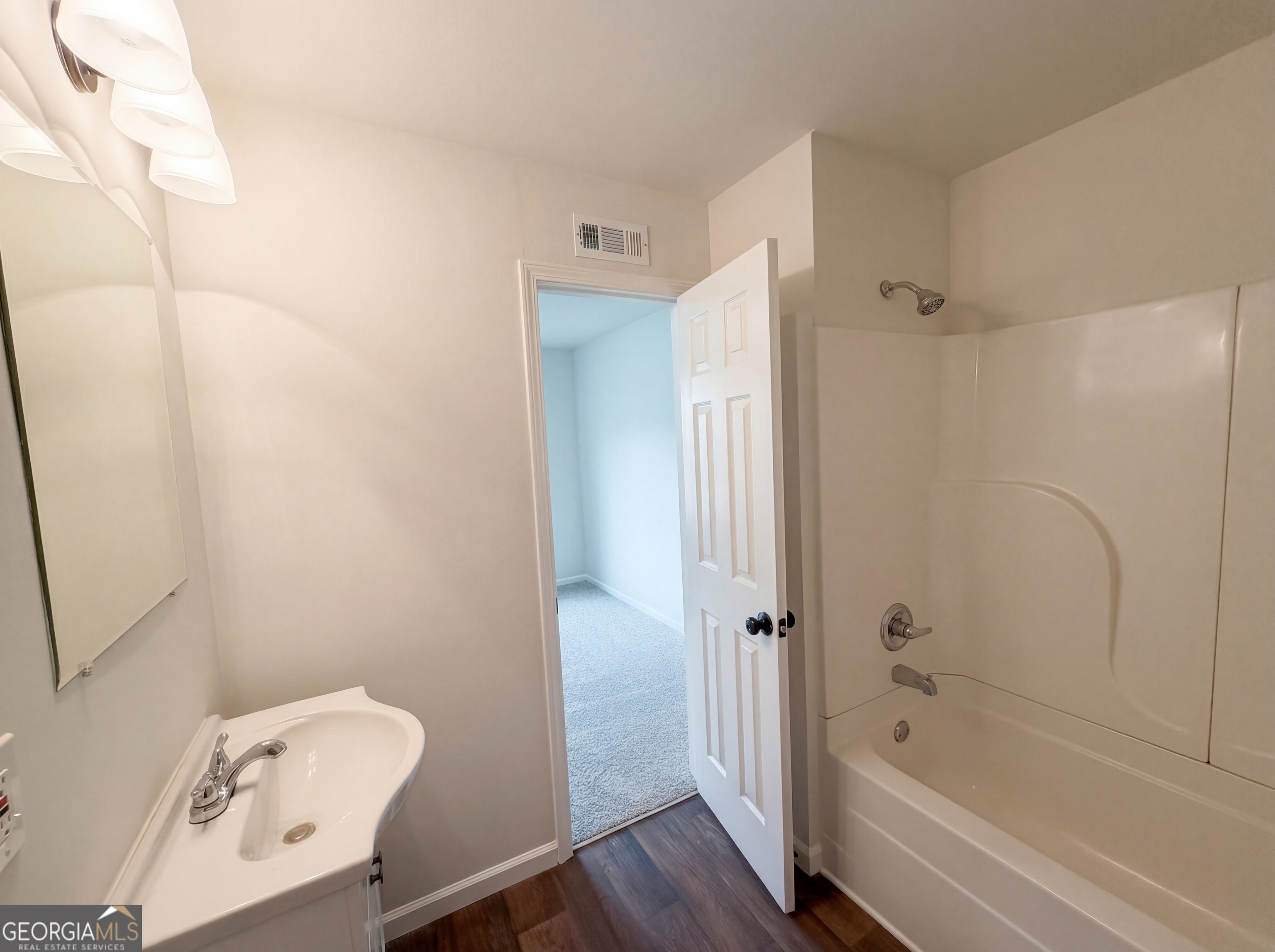 479 Clearwater Way Property Photo 20