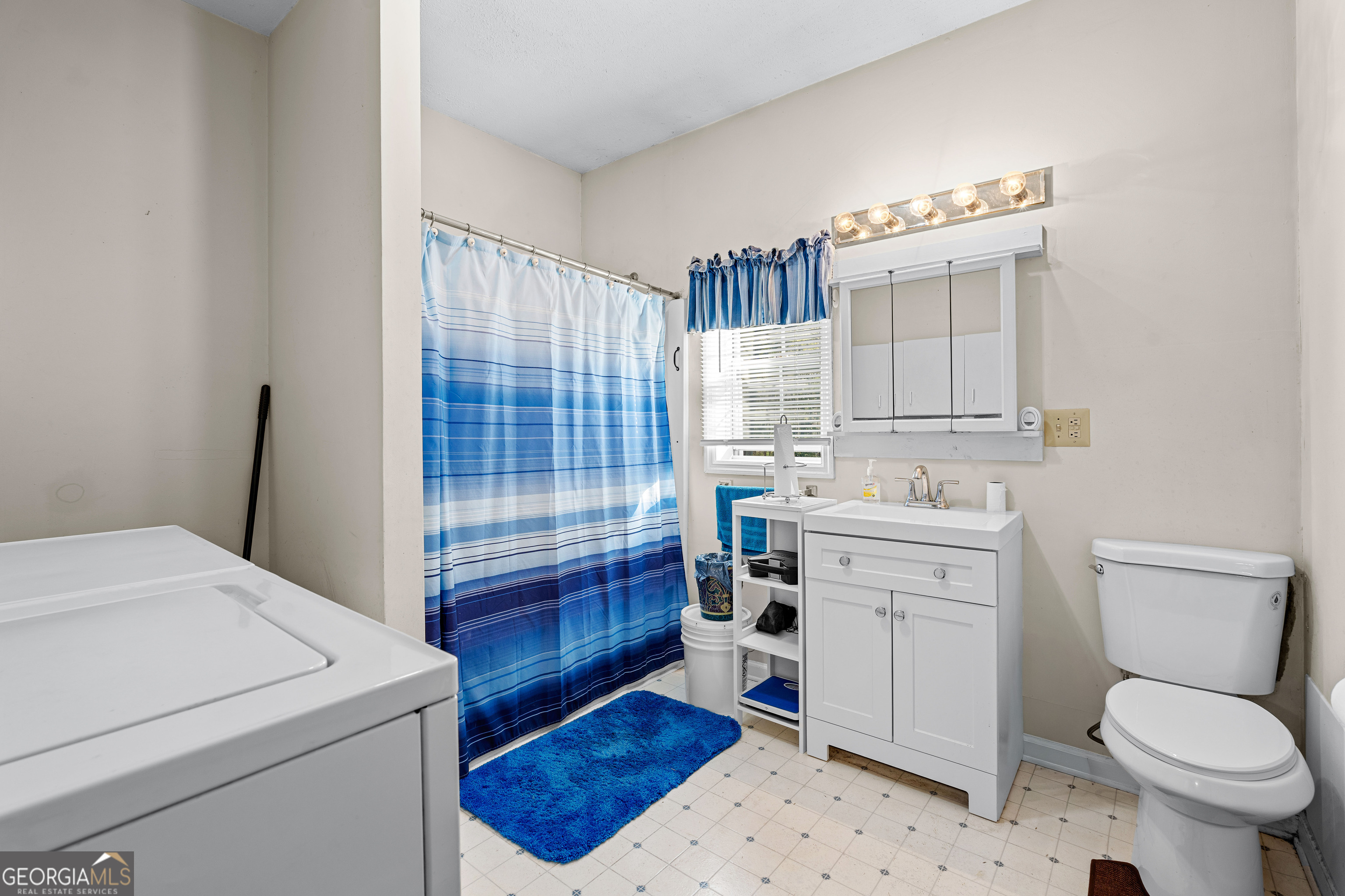 2537 Barnesville Highway Property Photo 14