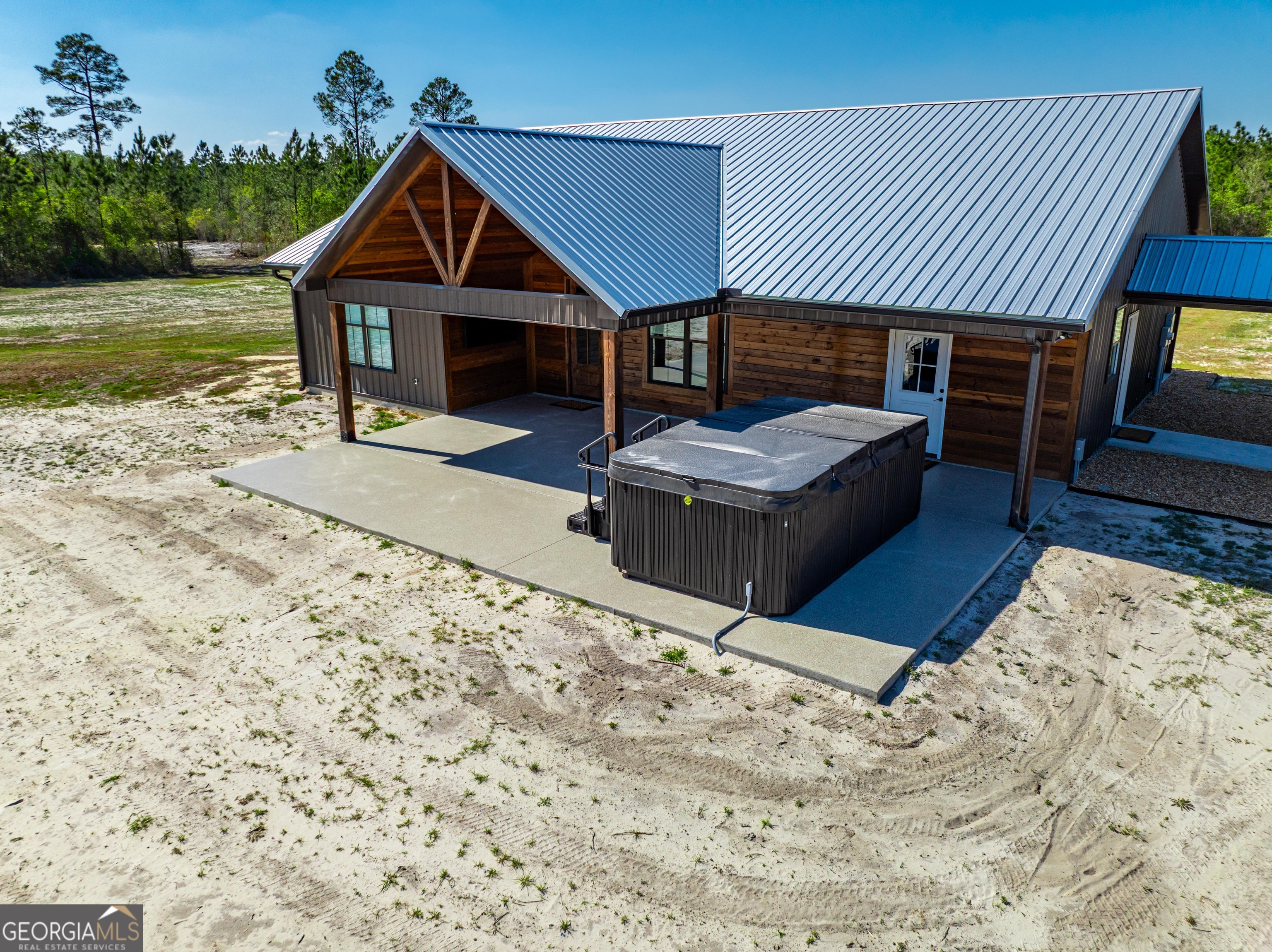 4701 Riggins Road Property Photo 10