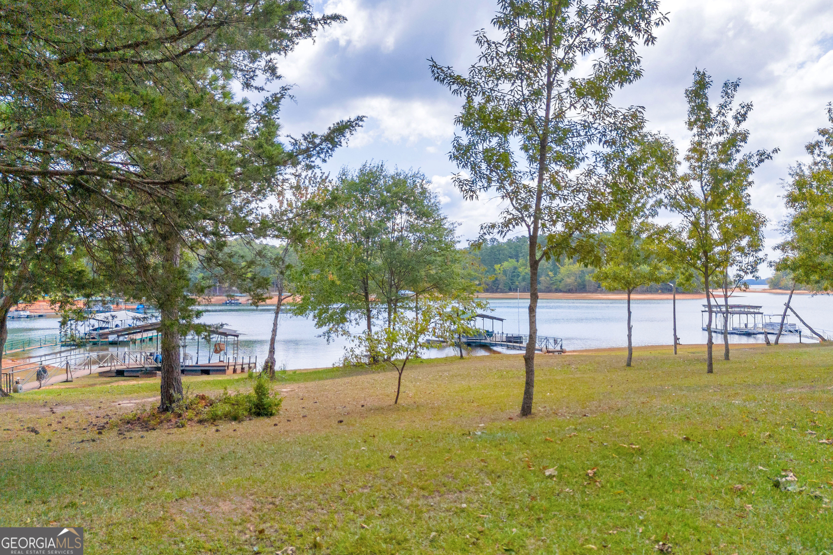 179 Bamboo Point Property Photo 1