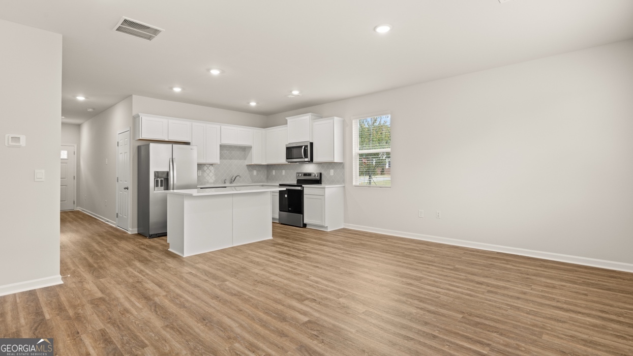 5025 Oakwood Road Property Photo 15