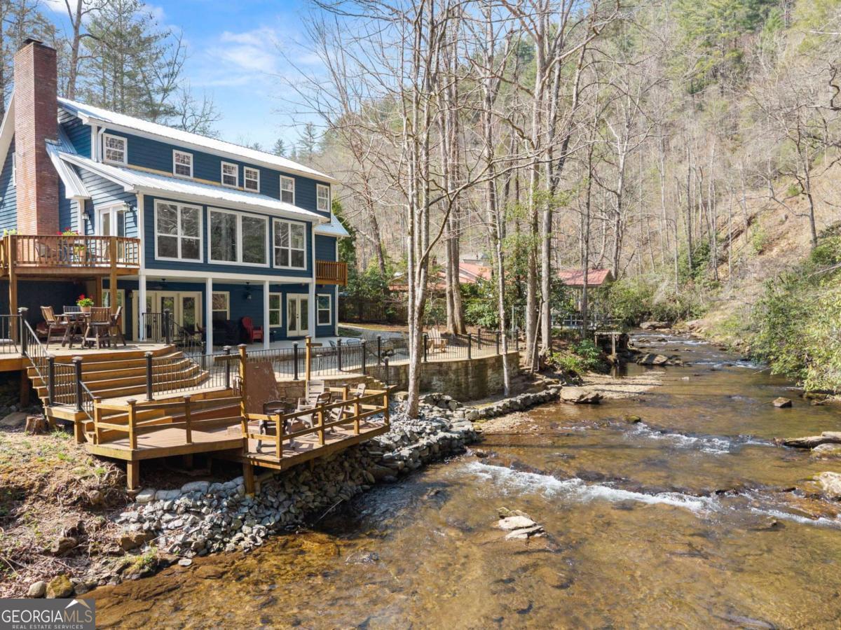 7880 Hiawassee Wilderness Trail Property Photo 1
