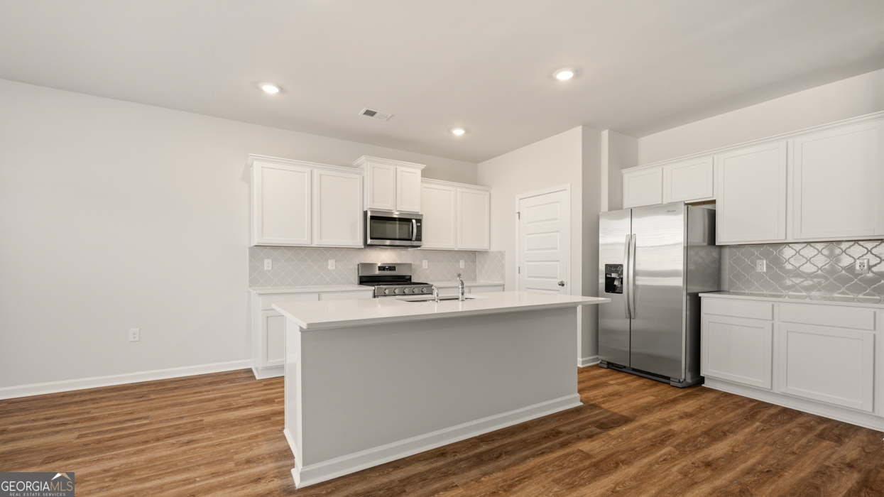215 Defilippe Drive Property Photo 14