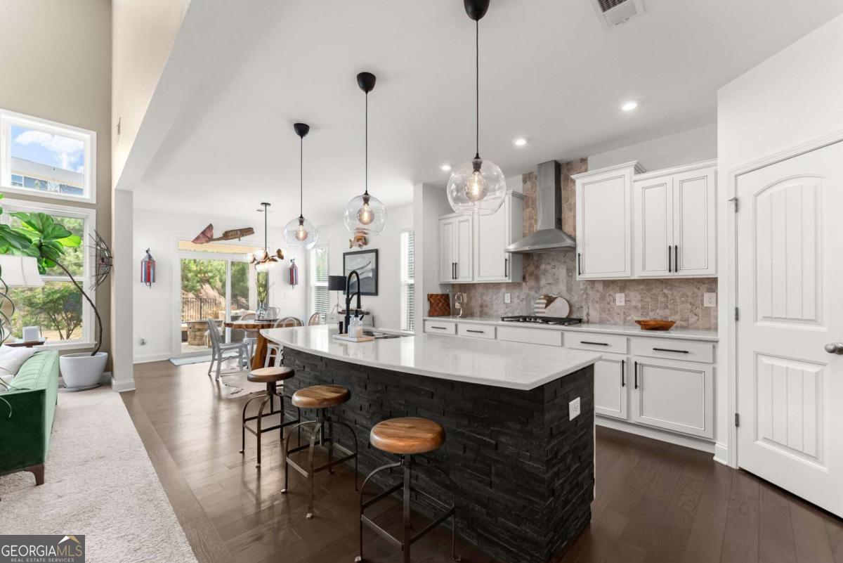 147 Michigan Circle Property Photo 17