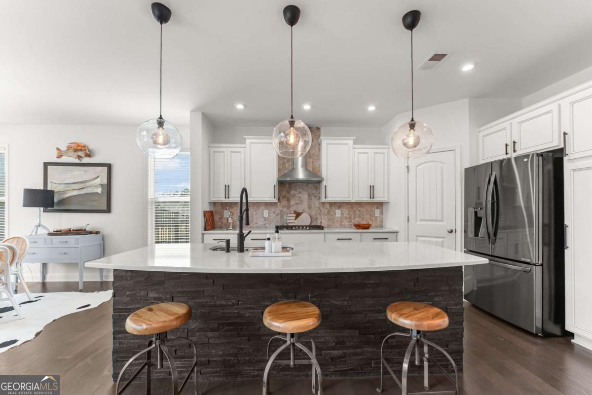 147 Michigan Circle Property Photo 18