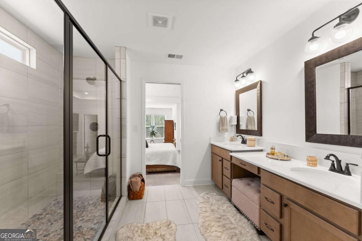 147 Michigan Circle Property Photo 27