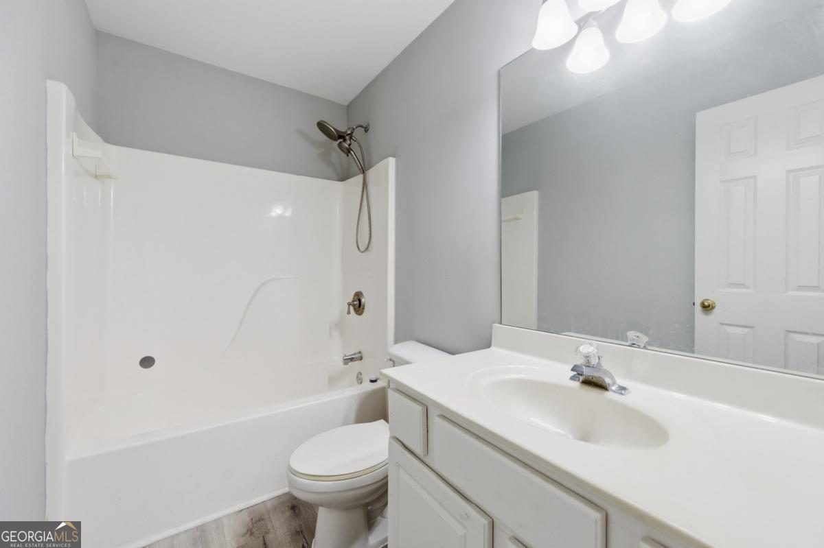 813 Cork Oak Lane Property Photo 35