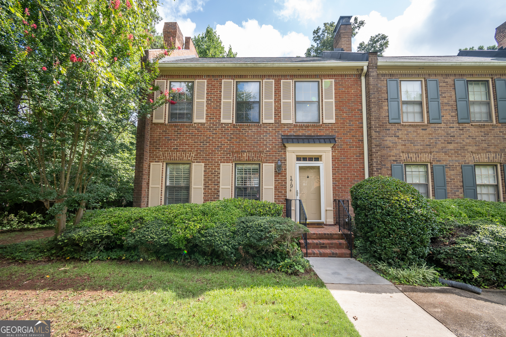 179 Stratford Drive Property Photo 1